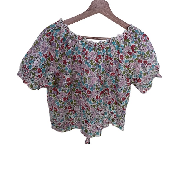 New JENNIFER AND GRACE Cotton Flutter Sleeve Eyelet Top - Picture 3 of 5